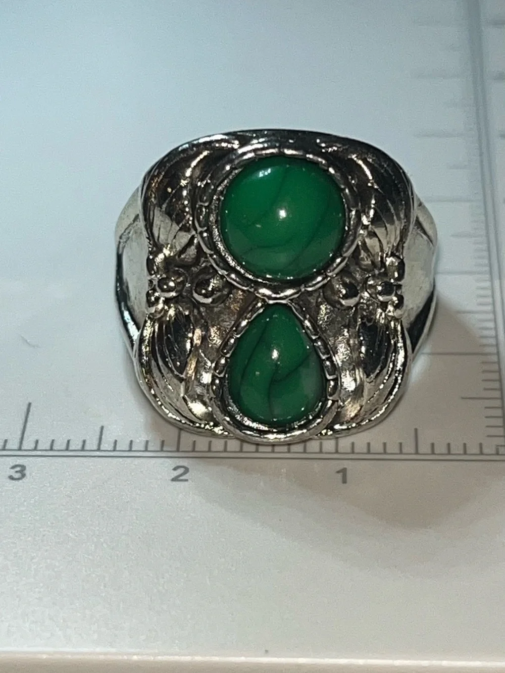 Vintage Art Nouveau Style Silver Tone Ring with Green Glass Cabochons untested